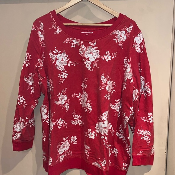 Woman within red floral sweatshirt size 22/24 1X - Picture 1 of 5